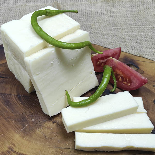 Tam Yağlı Olgunlaştırılmış Naturel Beyaz Peynir Aygın 650g ile 700g arası
